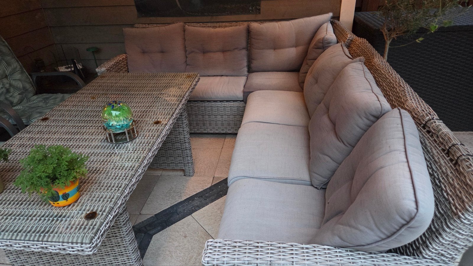 Wicker Loungeset met Eettafel en Kussens, Ophalen, Gebruikt, Eettafel, 6 zitplaatsen
