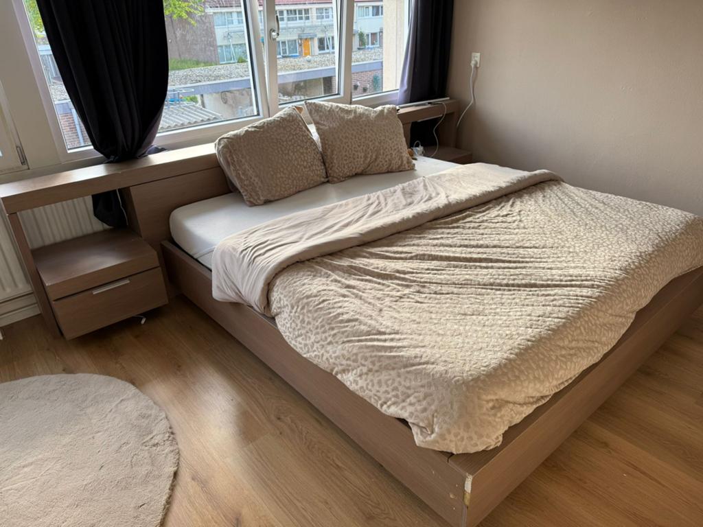 Gratis exc matras, Huis en Inrichting, Slaapkamer | Complete slaapkamers, Ophalen of Verzenden, Zo goed als nieuw, Eenpersoons