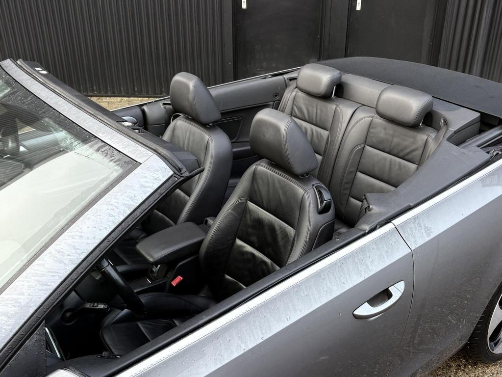 Volkswagen Golf Cabriolet 2.0 TDI DSG | LED | STOELVERW. | L, Euro 5, Stof, Gebruikt, Zwart