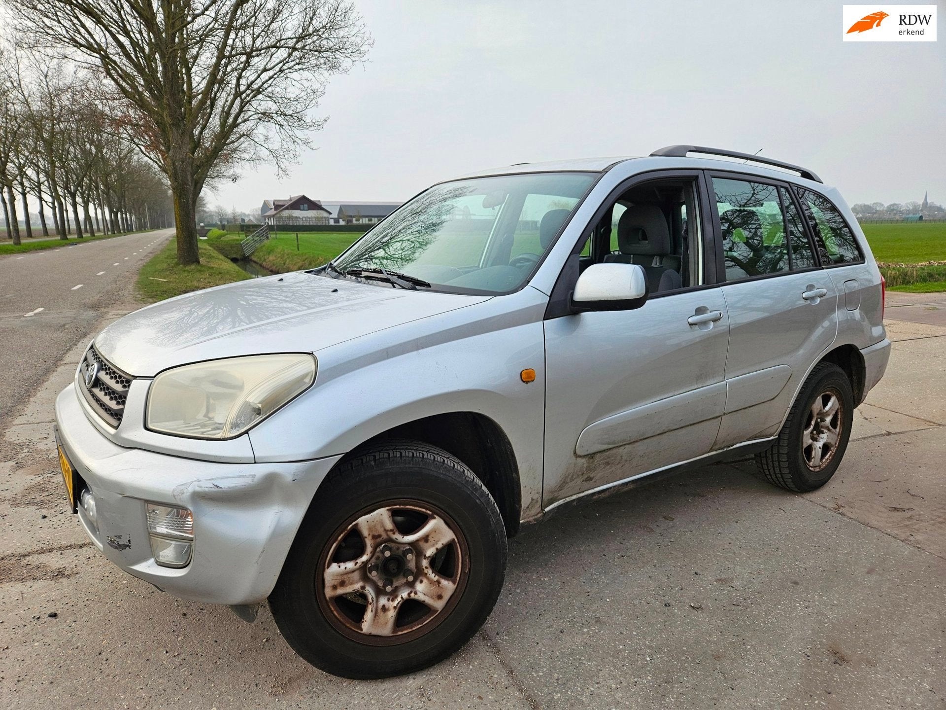 Toyota RAV4 1.8-16V VVT-i Luna/ airco/ EXPORT, Voorwielaandrijving, Gebruikt, 4 cilinders, 14 km/l