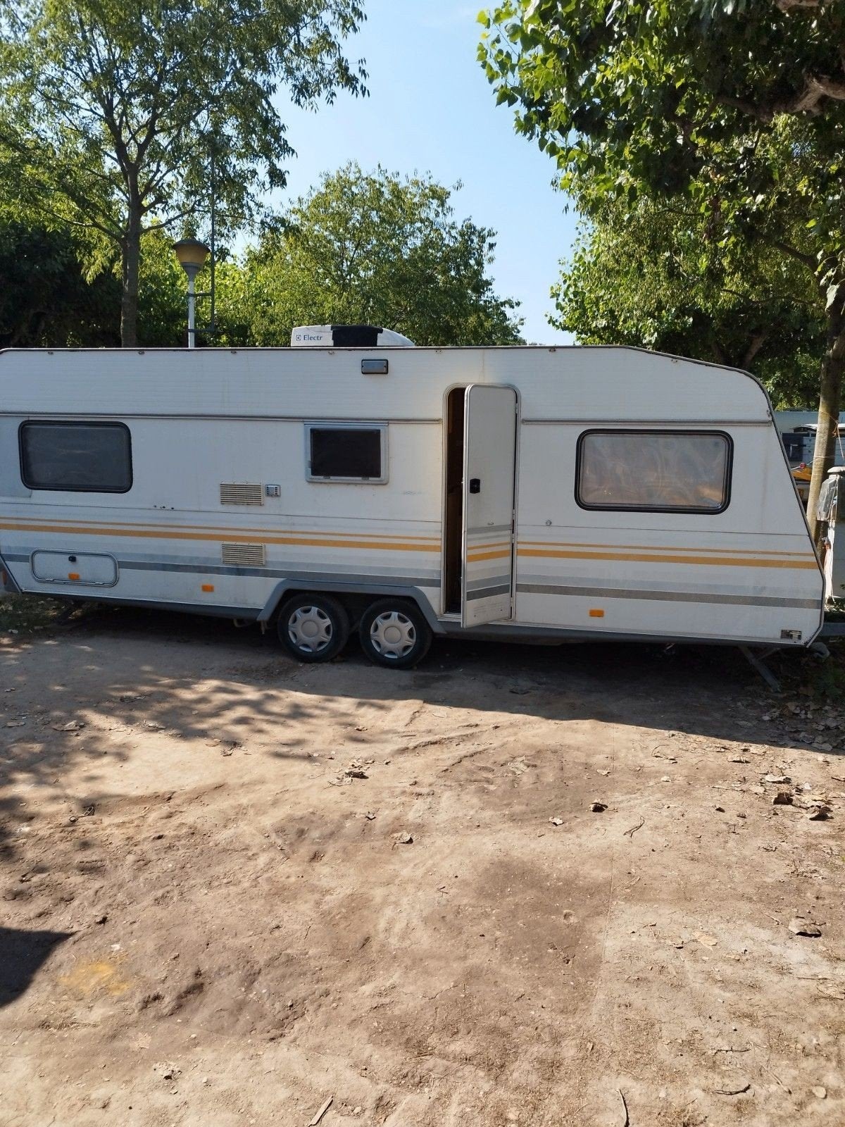 Knaus sudwind Tandemasser 1992, Caravans en Kamperen, Rondzit, Koelkast, Particulier, Knaus