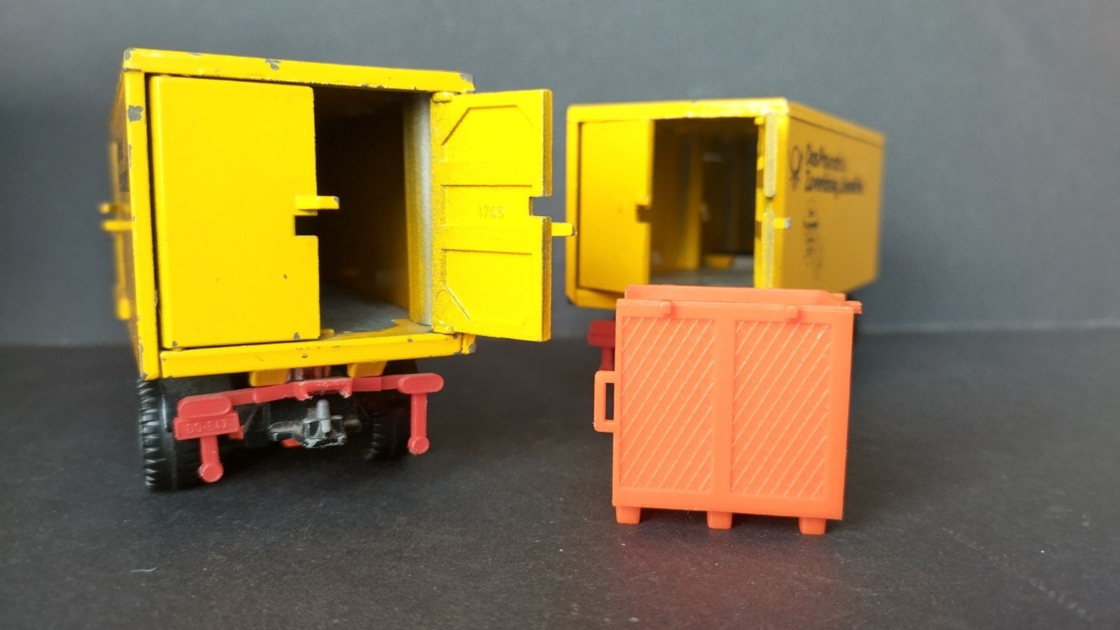 Volvo F7 Deutsche Post 1:55 Siku Pol, SIKU, Verzenden, Zo goed als nieuw, Bus of Vrachtwagen