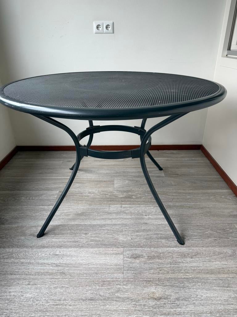 Rond  grijze tuintafel, Tuin en Terras, Ophalen, Gebruikt, Rond, Metaal