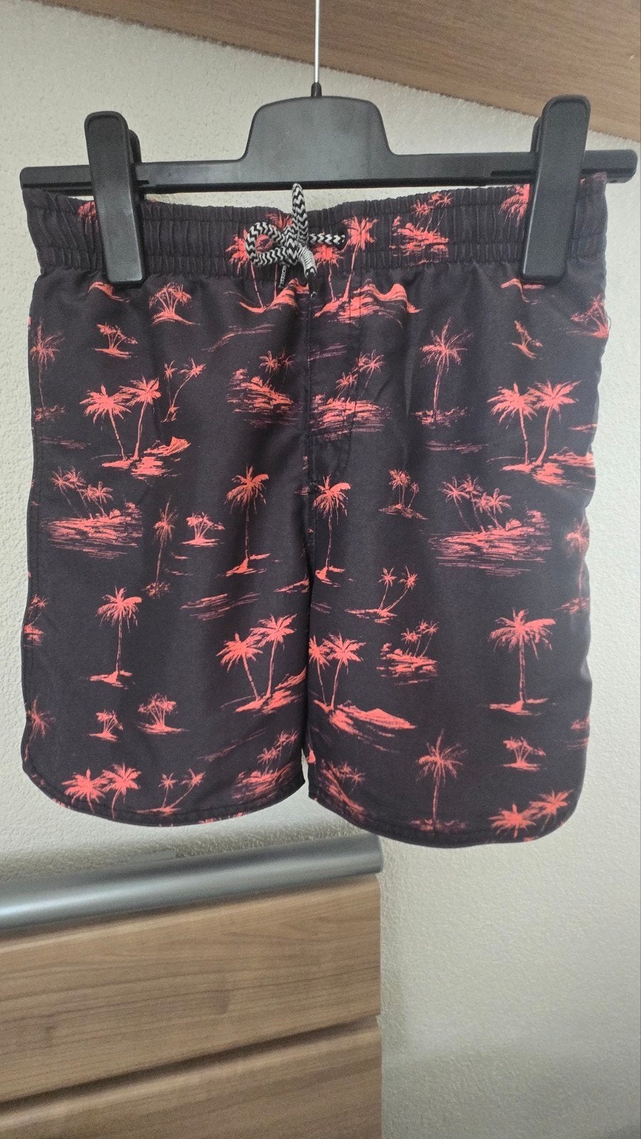 Protest zwembroek met palmboomprint, maat 164, Kinderen en Baby's, Kinderkleding | Kinder-zwemkleding, Gebruikt, Protest, Ophalen of Verzenden