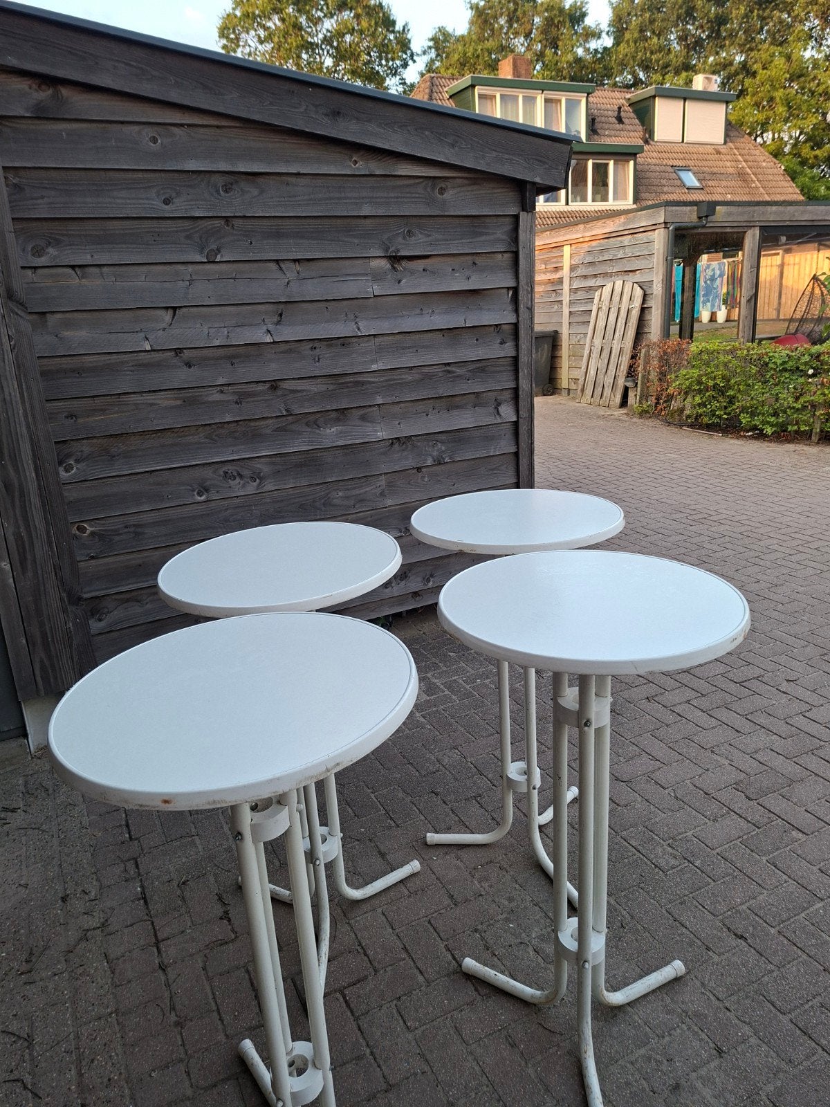 Set van 4 witte ronde statafels, Ophalen, Gebruikt, Rond, Metaal