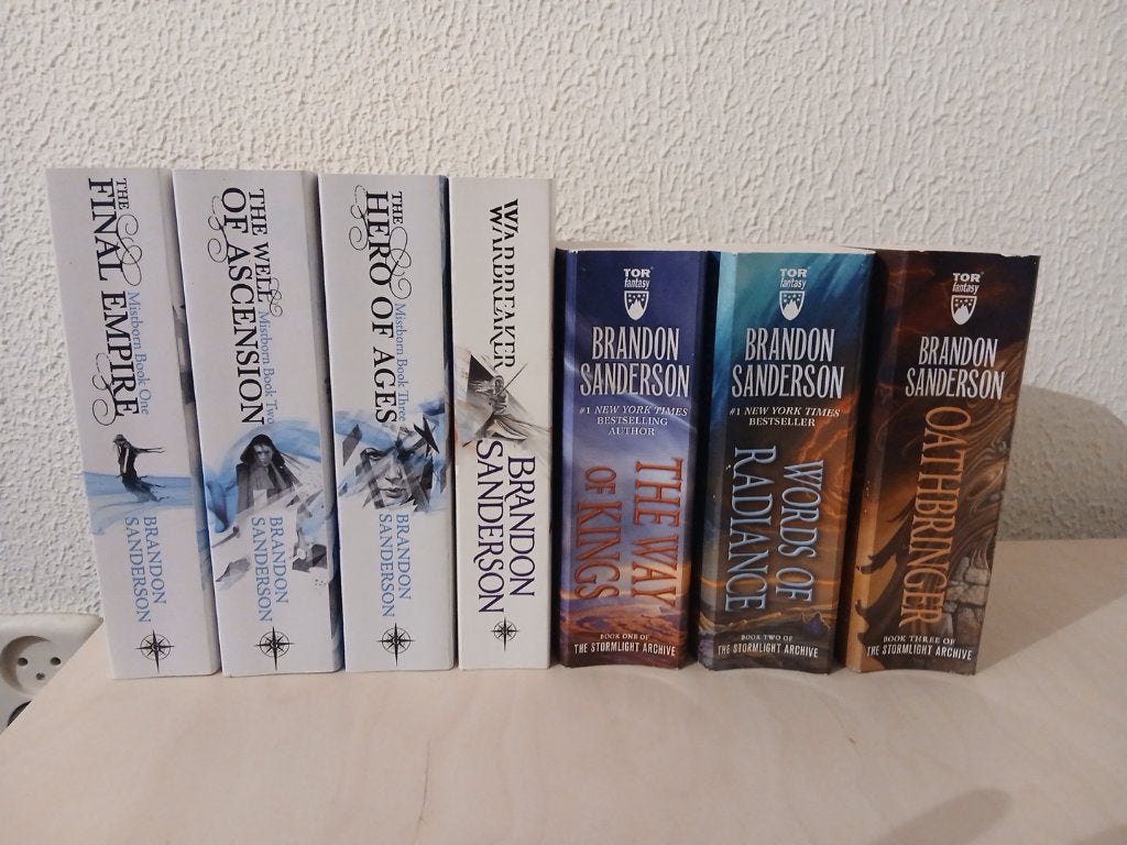 Mistborn + Stormlight Archive 1-3 + Warbreaker, Ophalen of Verzenden, Zo goed als nieuw, Brandon Sanderson