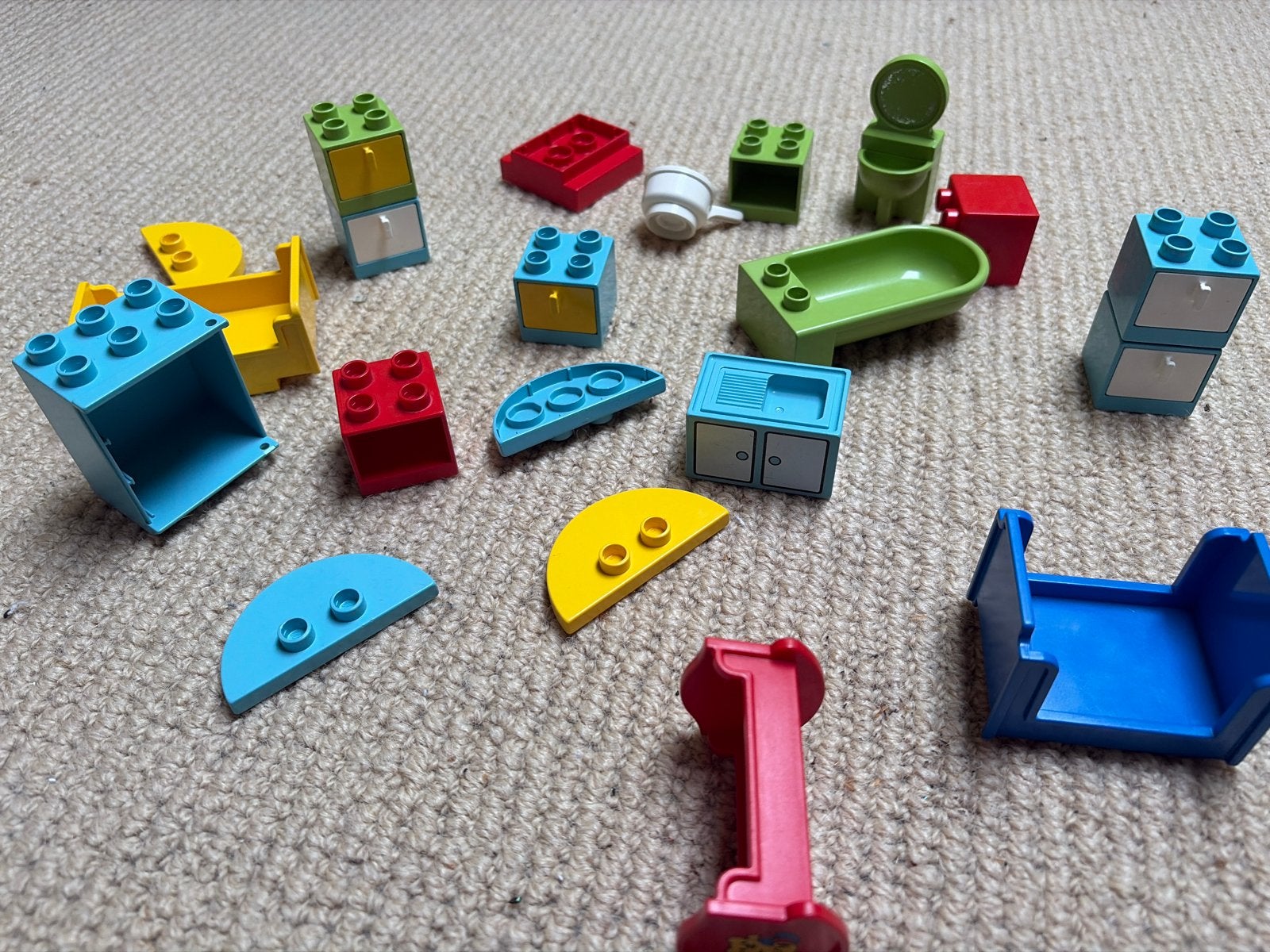 Duplo meubels: keuken, slaapkamer en badkamer inrichting, Ophalen of Verzenden, Gebruikt