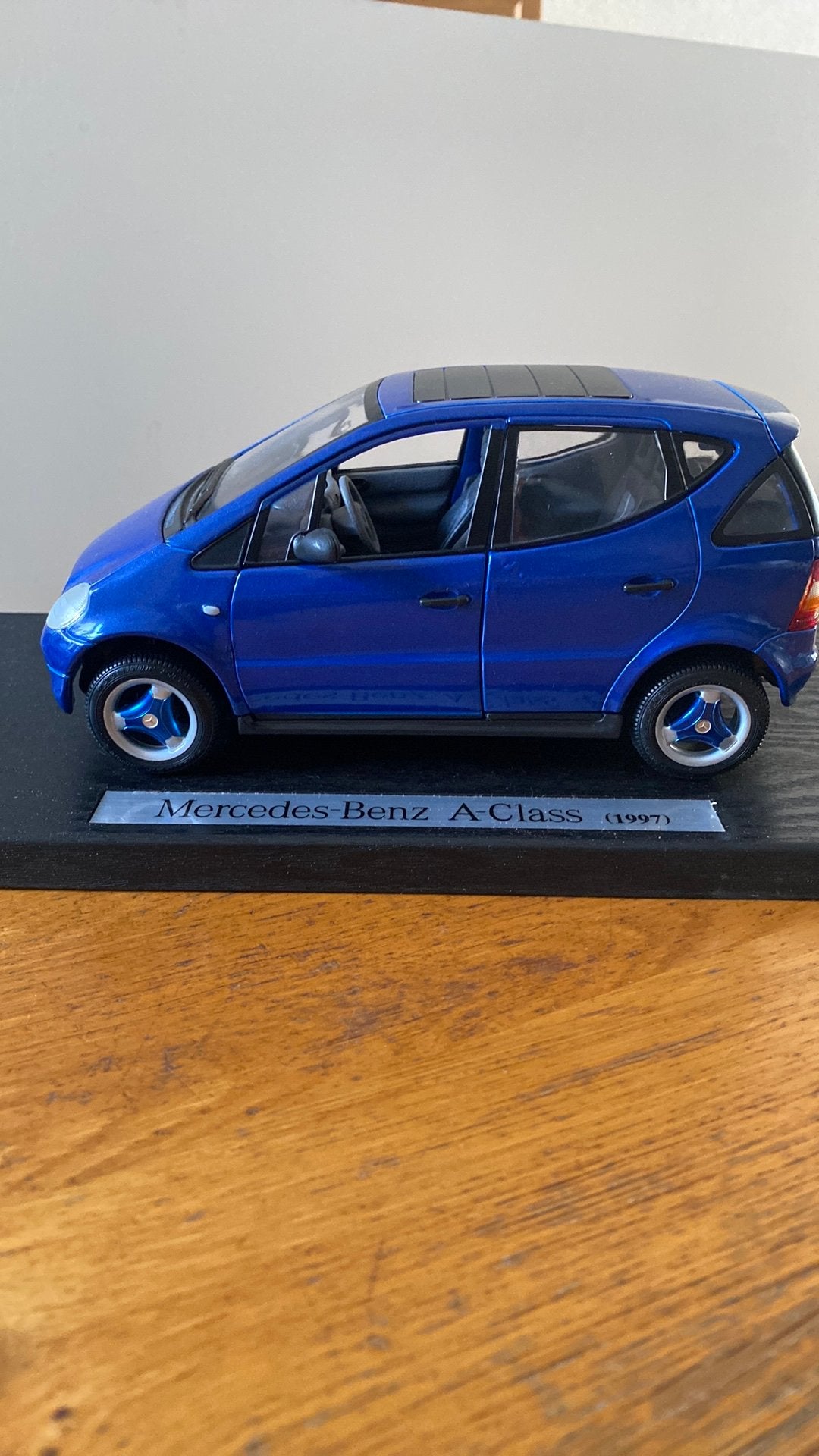Mooi model Mercedes-Benz 1/18, Hobby en Vrije tijd, Ophalen of Verzenden, Zo goed als nieuw, Maisto