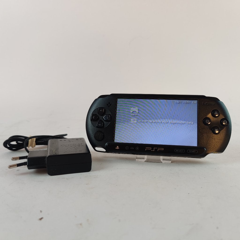 Sony PSP street + oplader || Nu voor €109.99!, Spelcomputers en Games, Spelcomputers | Sony PSP, Ophalen of Verzenden, Zo goed als nieuw