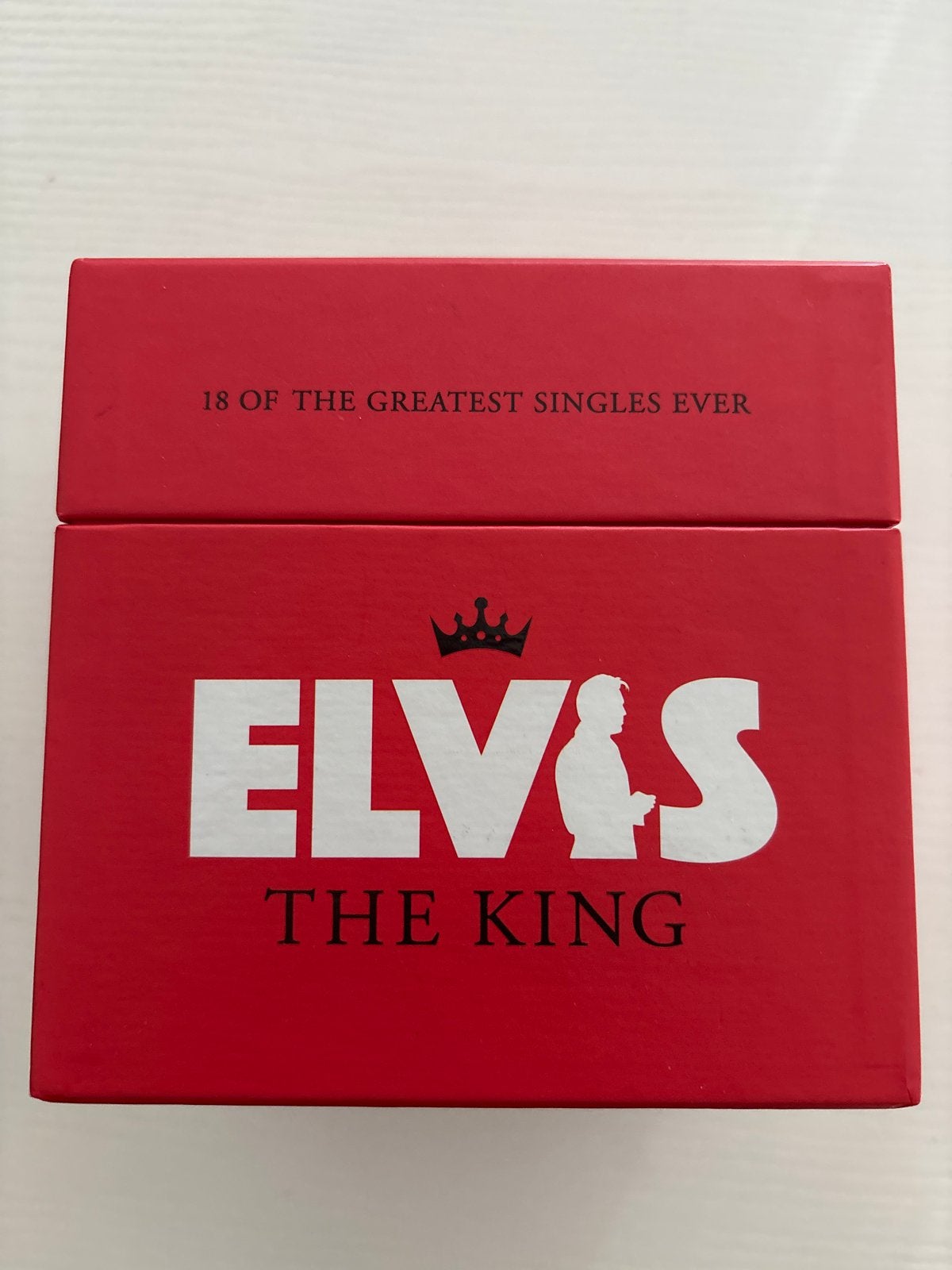 Elvis Presley - The King - 18 Greatest Singles CD Box Set, Verzenden, Zo goed als nieuw, Cd of Plaat