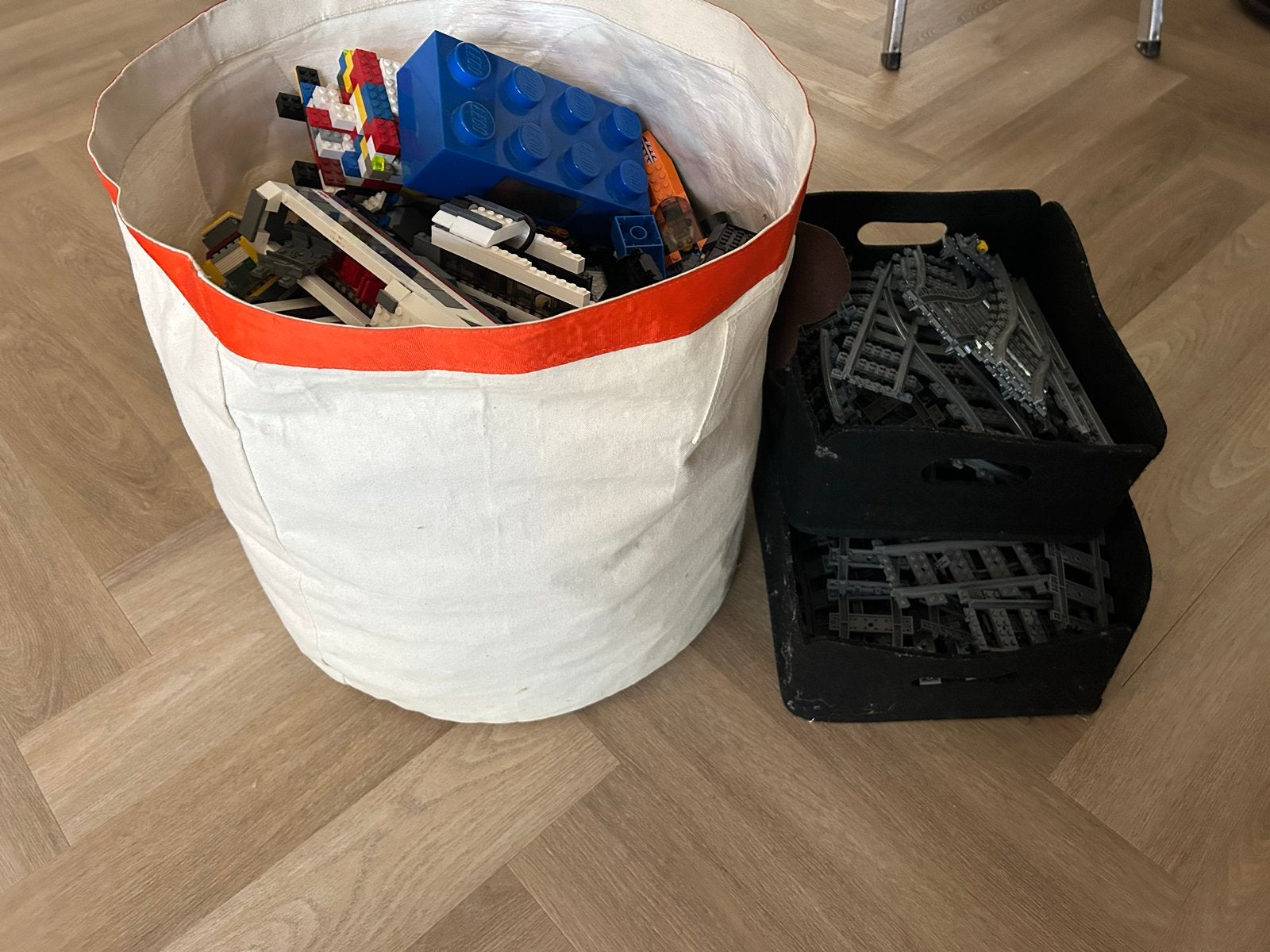 Grote zak LEGO met 2 treinen - ca. 15kg, Ophalen, Gebruikt, Inclusief extra onderdelen, Lego