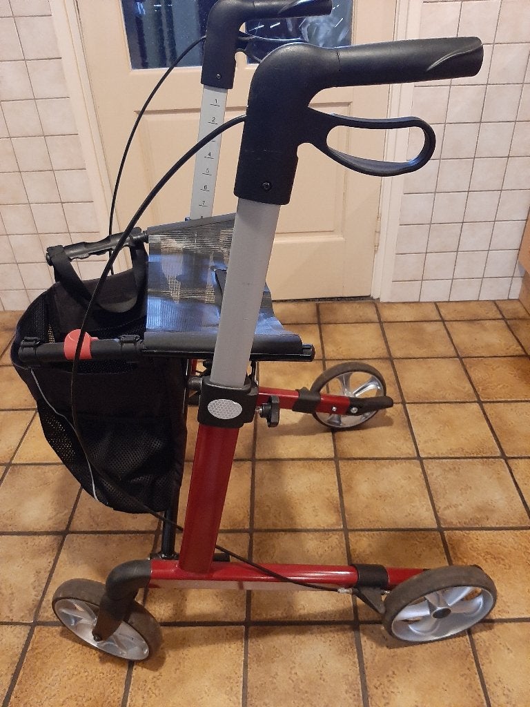 Rollator, Ophalen, Lichtgewicht, Zo goed als nieuw