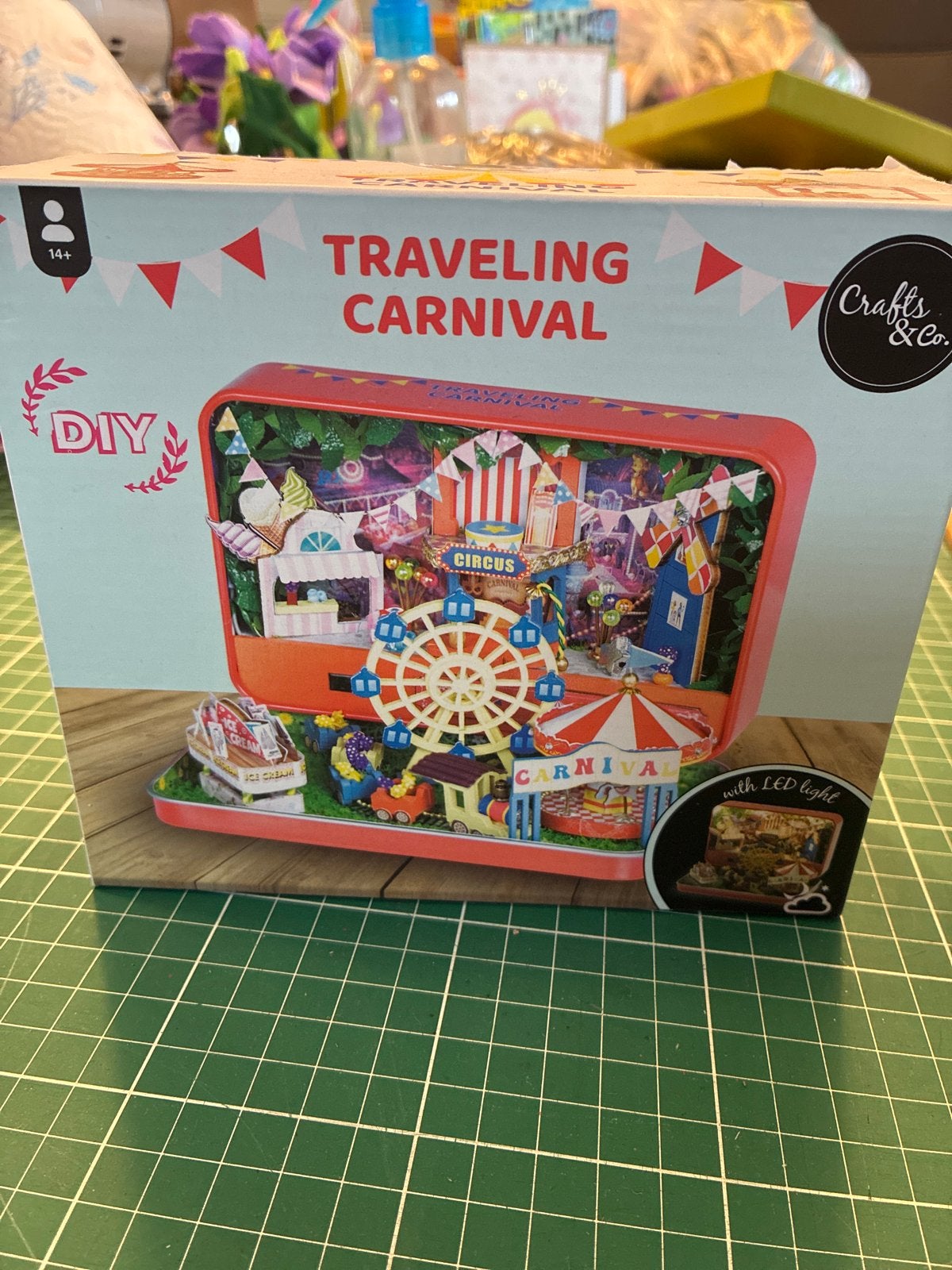 DIY Traveling Carnival Knutselset met LED-licht, Hobby en Vrije tijd, Overige thema's, Nieuw, Meerkleurig, Ophalen of Verzenden