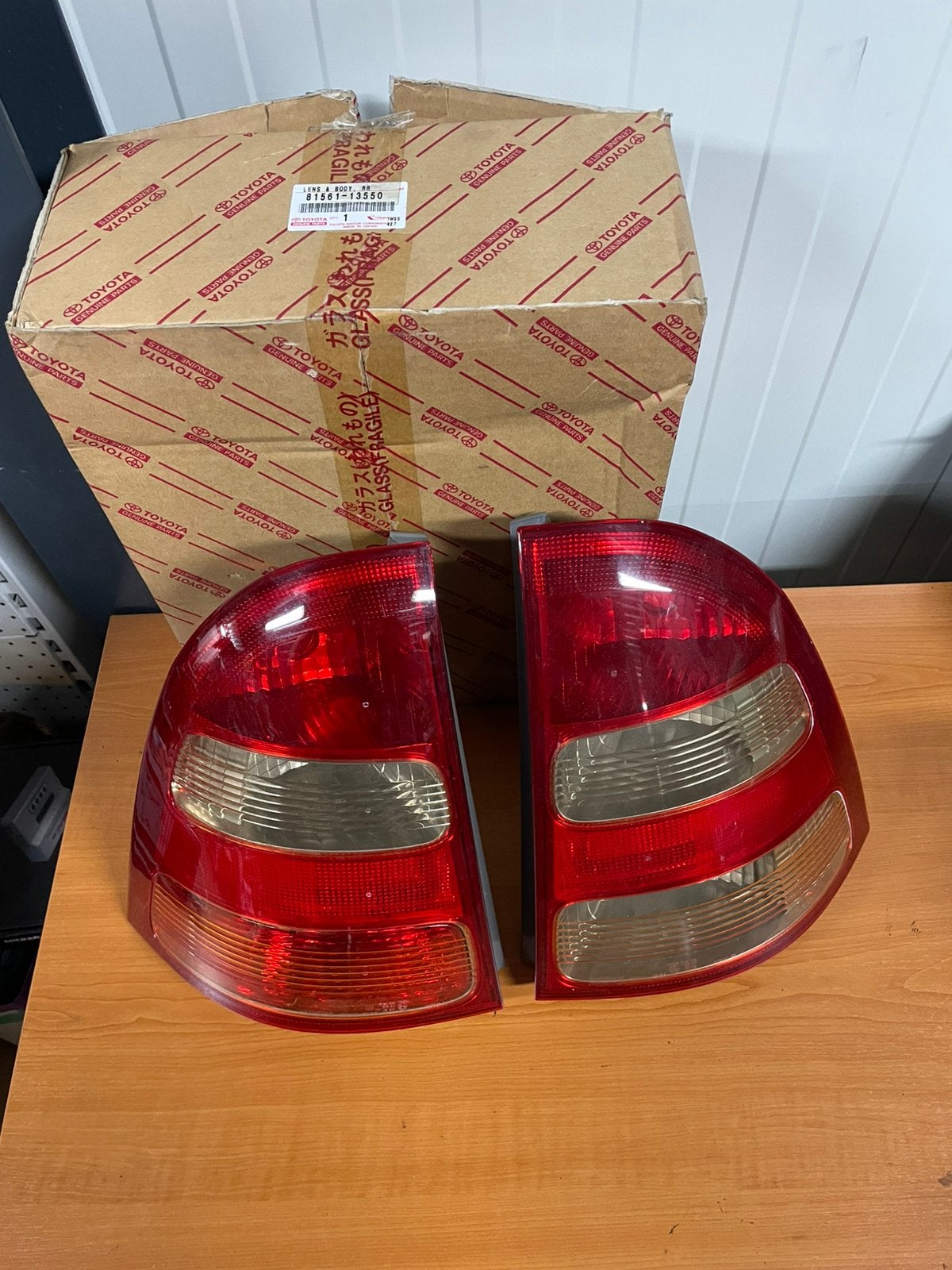Toyota corolla e12 station set achterlichten nieuw, Ophalen of Verzenden, Nieuw, Toyota