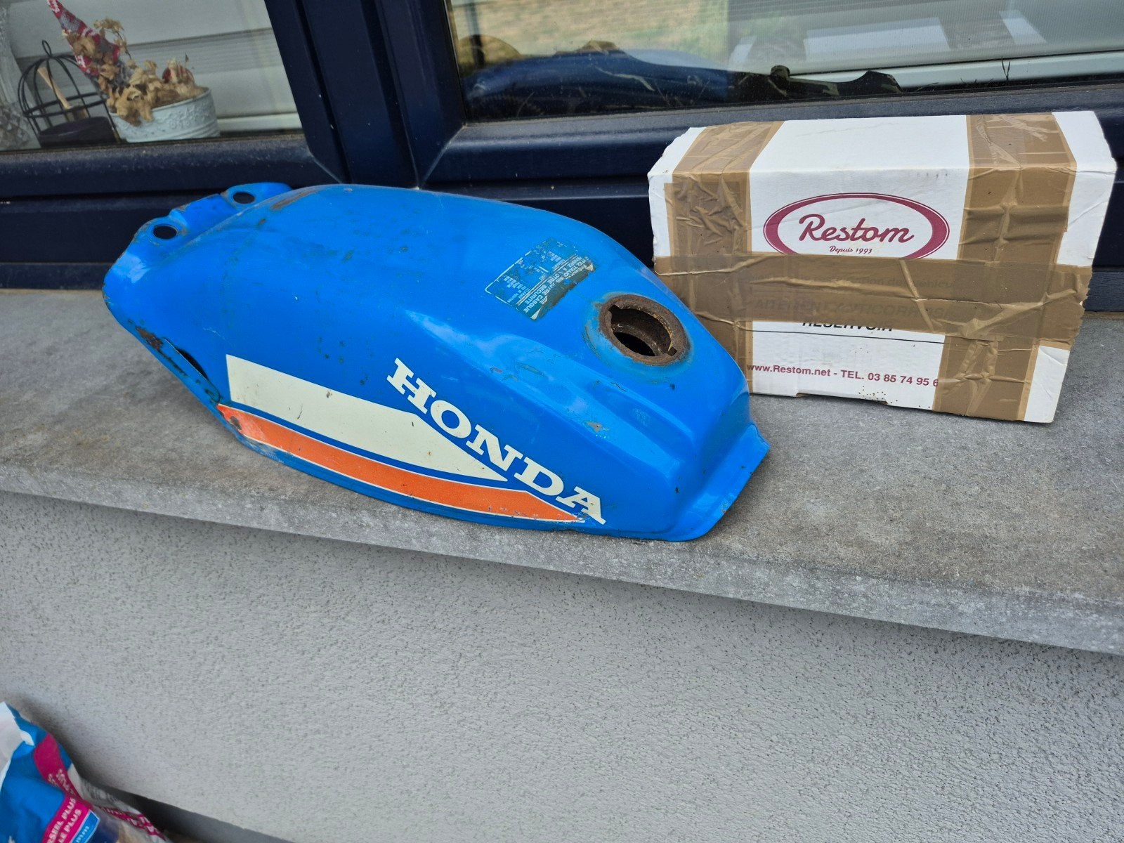 Honda MT5 MT8 MT 50 tank + Restom kit, Motoren, Ophalen of Verzenden