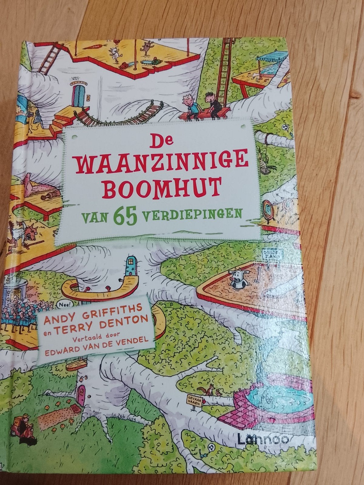 De waanzinnige boomhut van 65 verdiepingen - Andy Griffiths, Boeken, Ophalen of Verzenden, Zo goed als nieuw, Andy Griffiths en Terry Denton