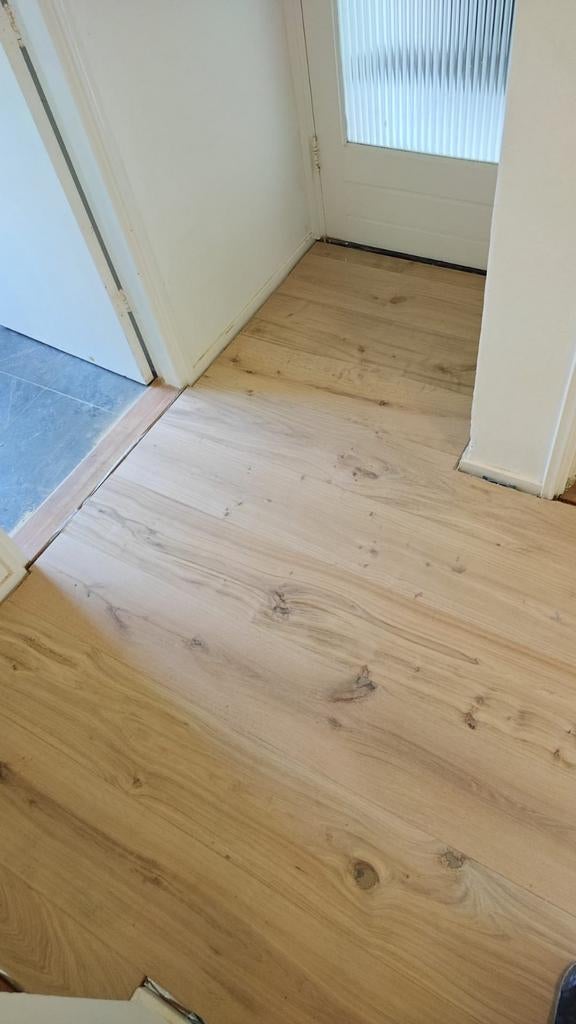 Houten vloer/laminaat/pvc gekocht? Wij leggen voor 8,- p/m2!, Verzenden, 75 m² of meer, Nieuw, Parket, grenen, eiken, pvc, laminaat