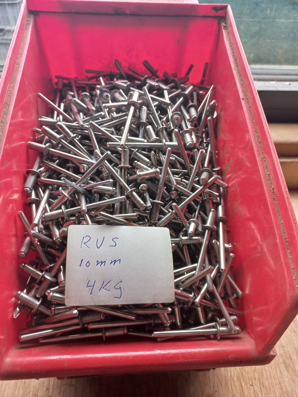 rvs popnagels, Ophalen, Rvs
