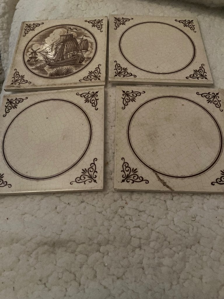 Tegels 4 stuks, Ophalen of Verzenden