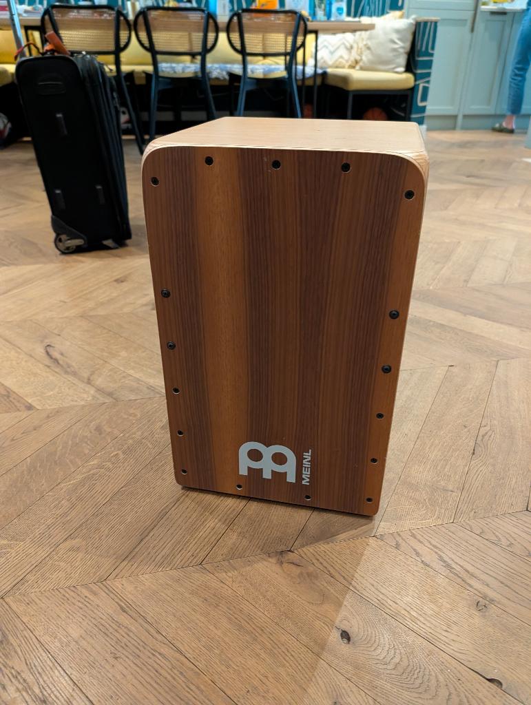 Meinl Snarecraft Professional cajon in zeer goede staat., Muziek en Instrumenten, Percussie, Ophalen, Zo goed als nieuw, Trommel