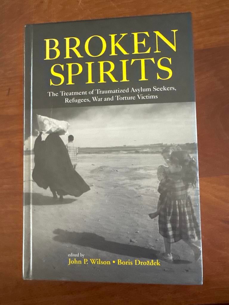 Broken Spirits: Behandeling Getraumatiseerde Vluchtelingen, Ophalen of Verzenden, Gelezen, Klinische psychologie