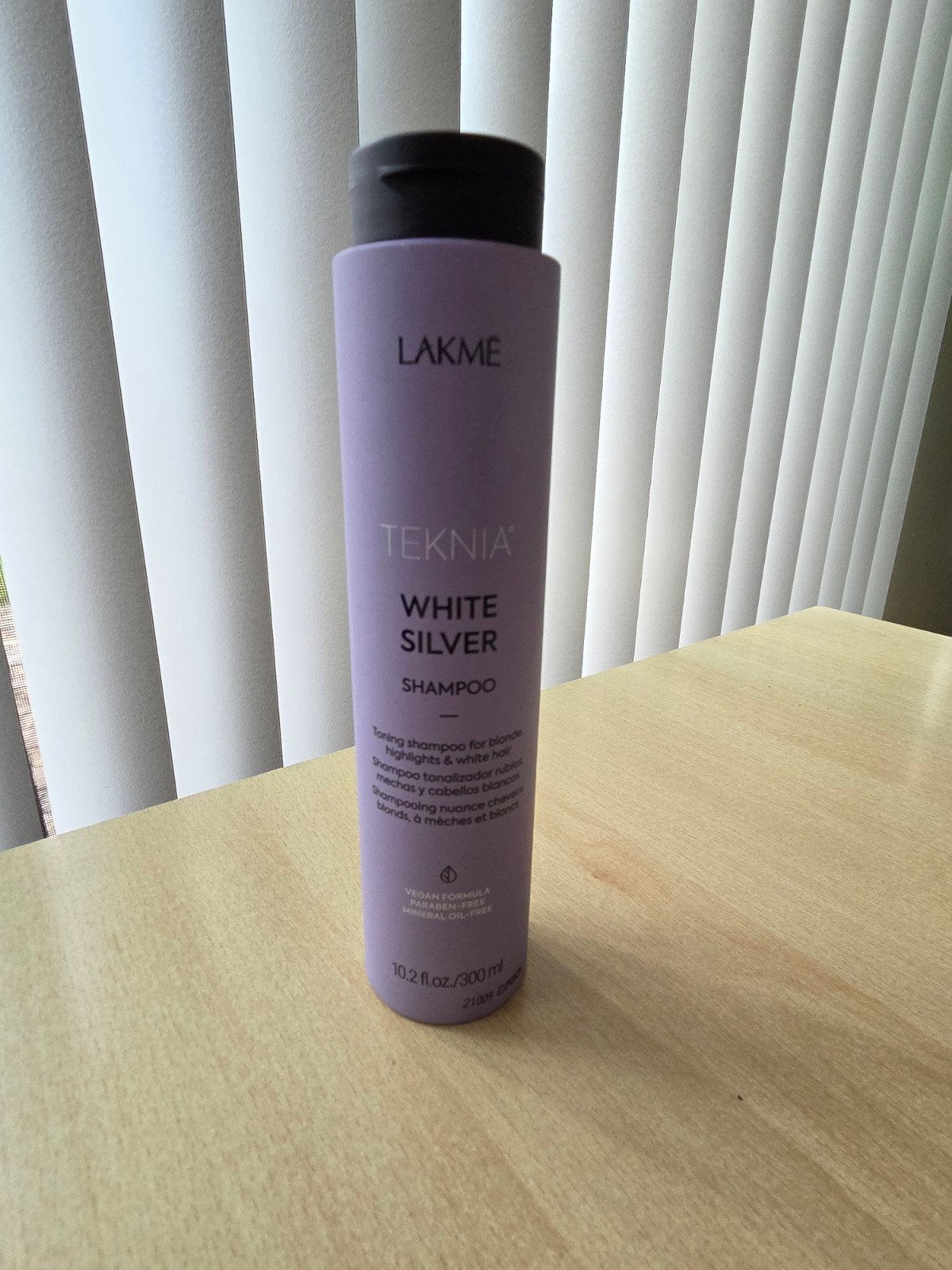 Lakmé Teknia White Silver Shampoo 300ml, Sieraden, Tassen en Uiterlijk, Ophalen of Verzenden, Nieuw, Shampoo of Conditioner