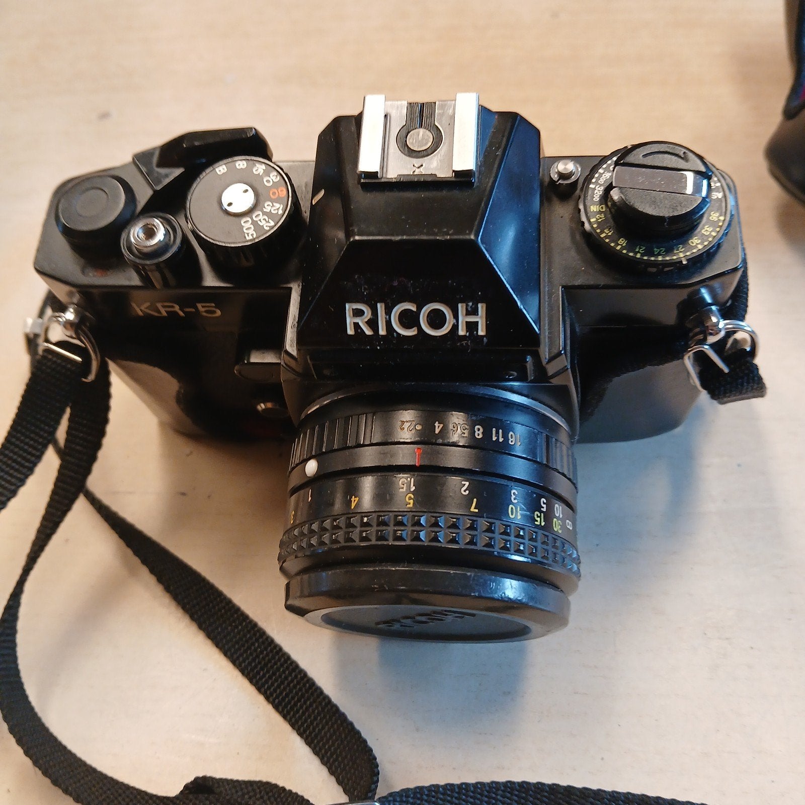 Ricoh KR-5 Spiegelreflexcamera met lens en tas, Audio, Tv en Foto, Fotocamera's Analoog, Ophalen of Verzenden, Gebruikt, Spiegelreflex