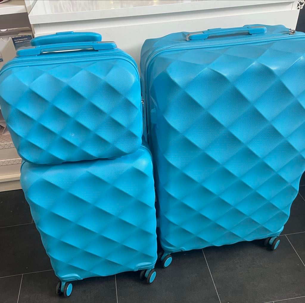 Set van 3 turquoise koffers - Zo goed als nieuw, Ophalen, 30 cm of meer, Blauw, 80 cm of meer