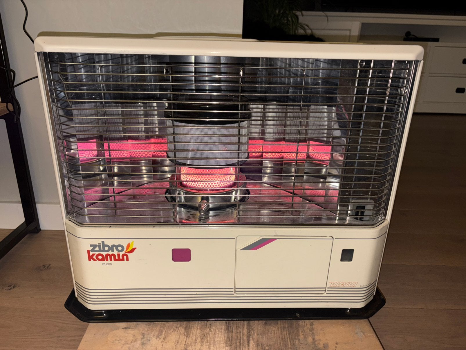 Zibro Kamin RCA 100 Turbo (izgs!), Ophalen, Overige brandstoffen, Petroleumkachel, Zo goed als nieuw