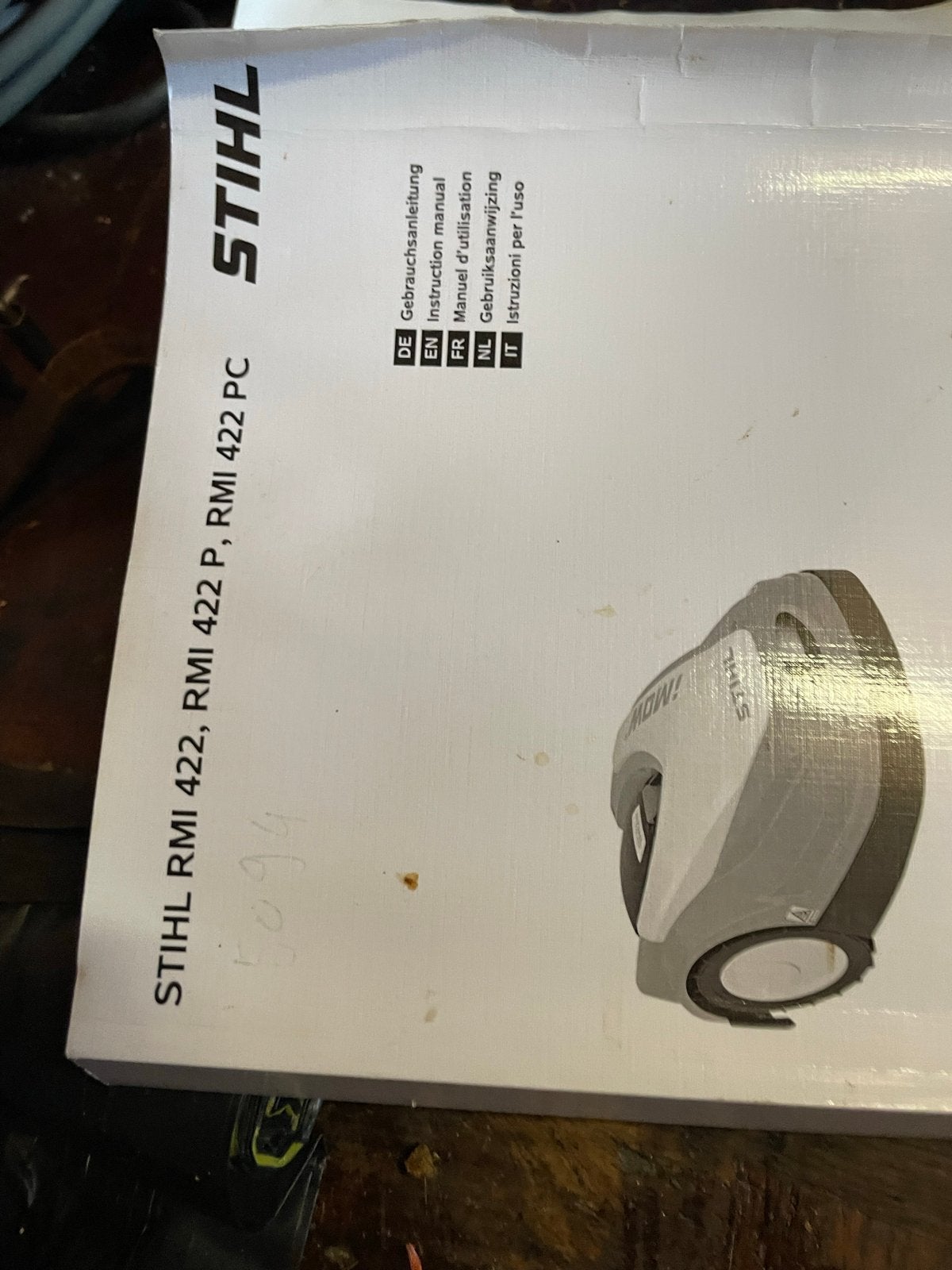Foto 5 van Stihl iMow RMI 422 P robotmaaier - zo goed als nieuw