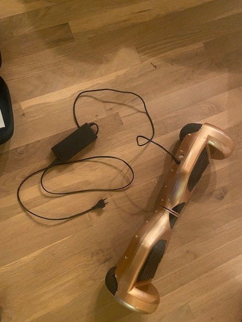 TK hoverboard, Zo goed als nieuw