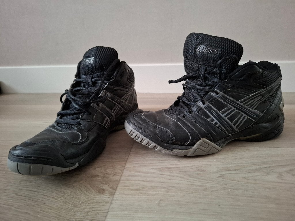 Korfbalschoenen zaal gebruikt, Sport en Fitness, Korfbal, Ophalen, Gebruikt, Schoenen