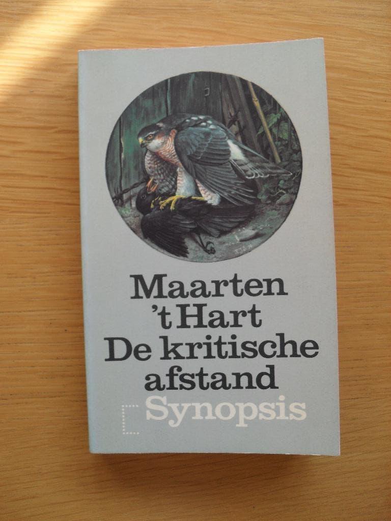 De kritische afstand van Maarten 't Hart, Ophalen of Verzenden, Gelezen