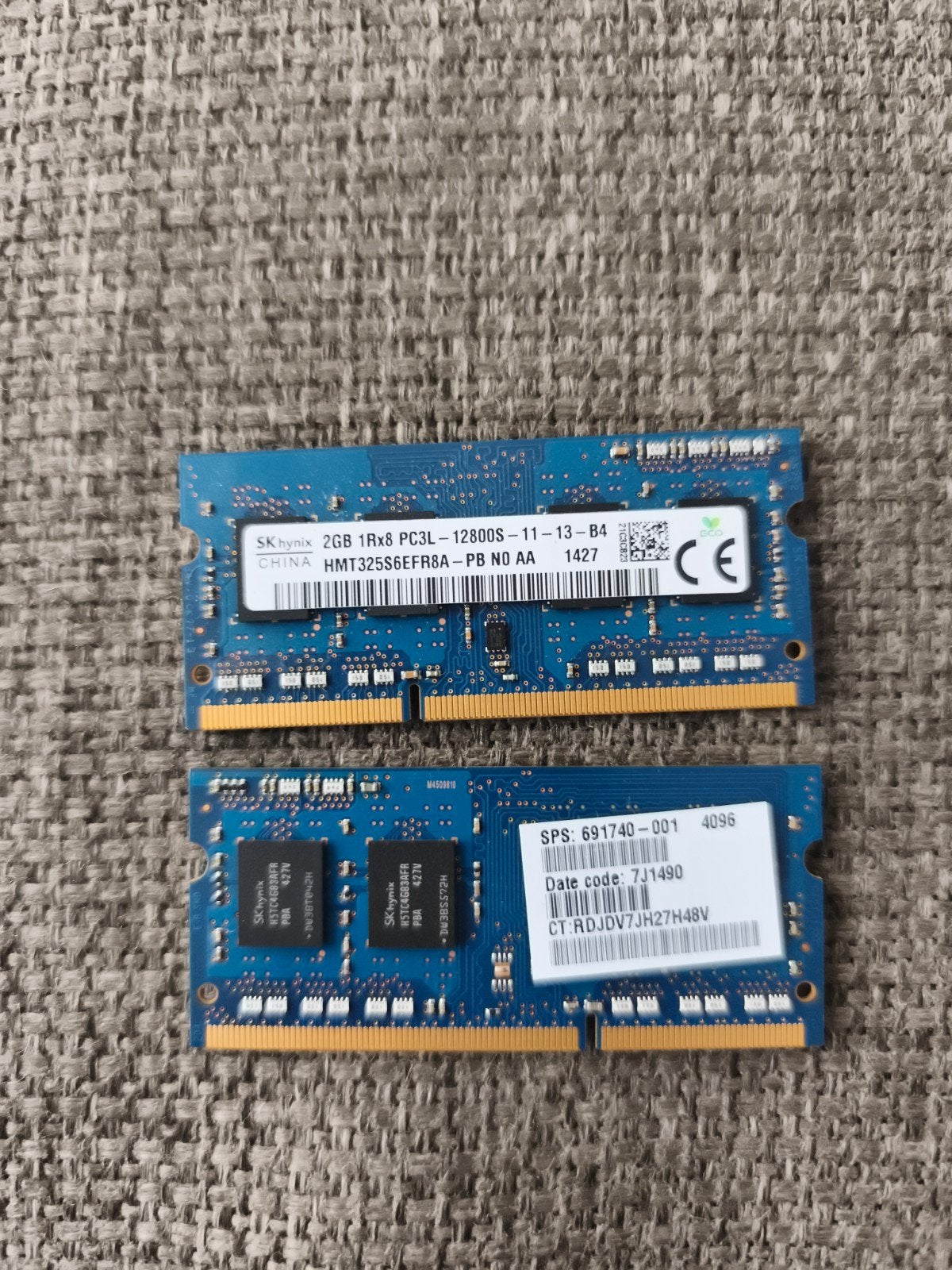 2 stuks SK Hynix 2GB DDR3L 12800S RAM Geheugenmodule, Computers en Software, RAM geheugen, Gebruikt, DDR3, Ophalen of Verzenden