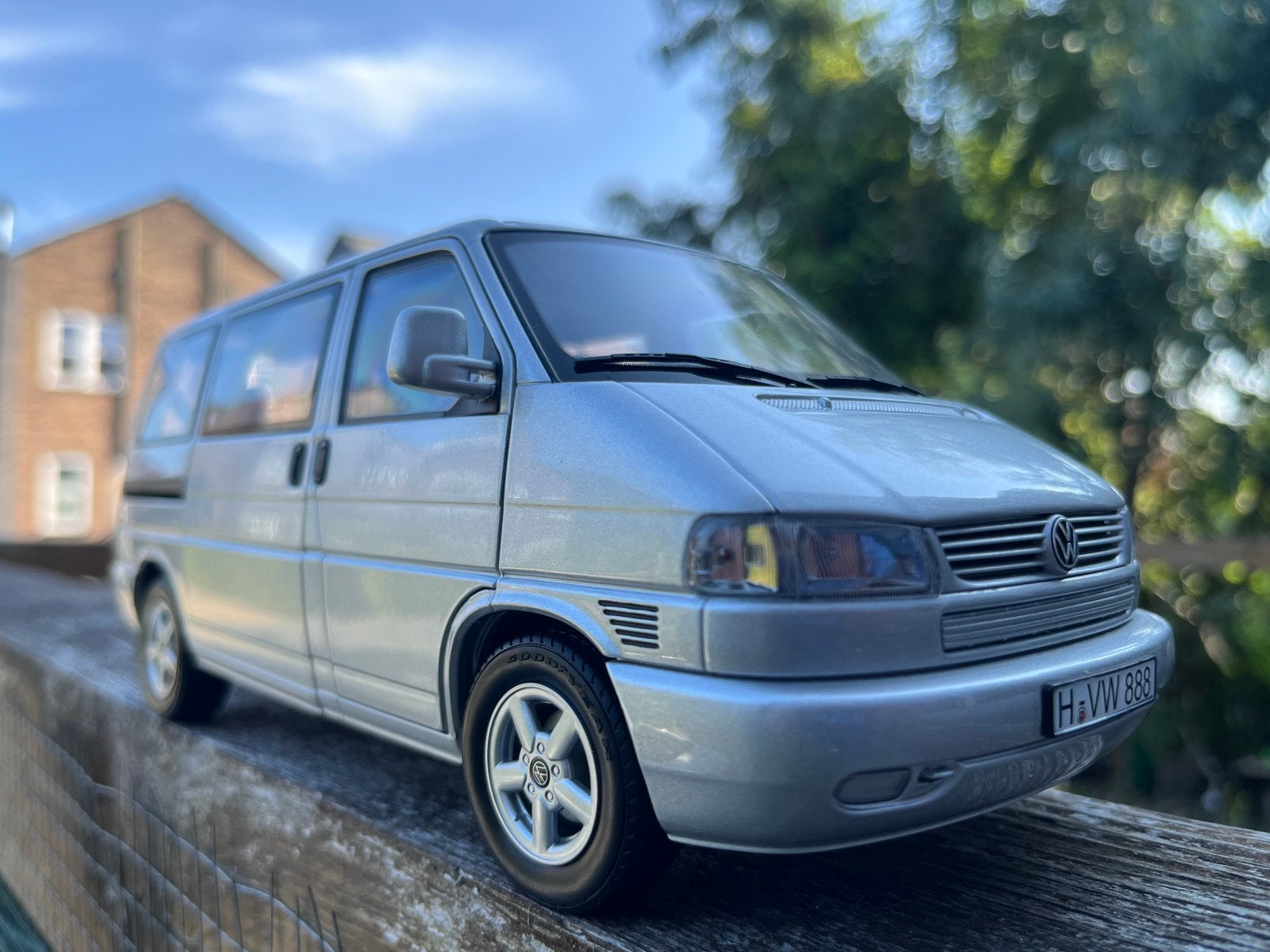 Schuco VW caravelle 1/18, Hobby en Vrije tijd, Modelauto's | 1:18, Ophalen, Overige merken