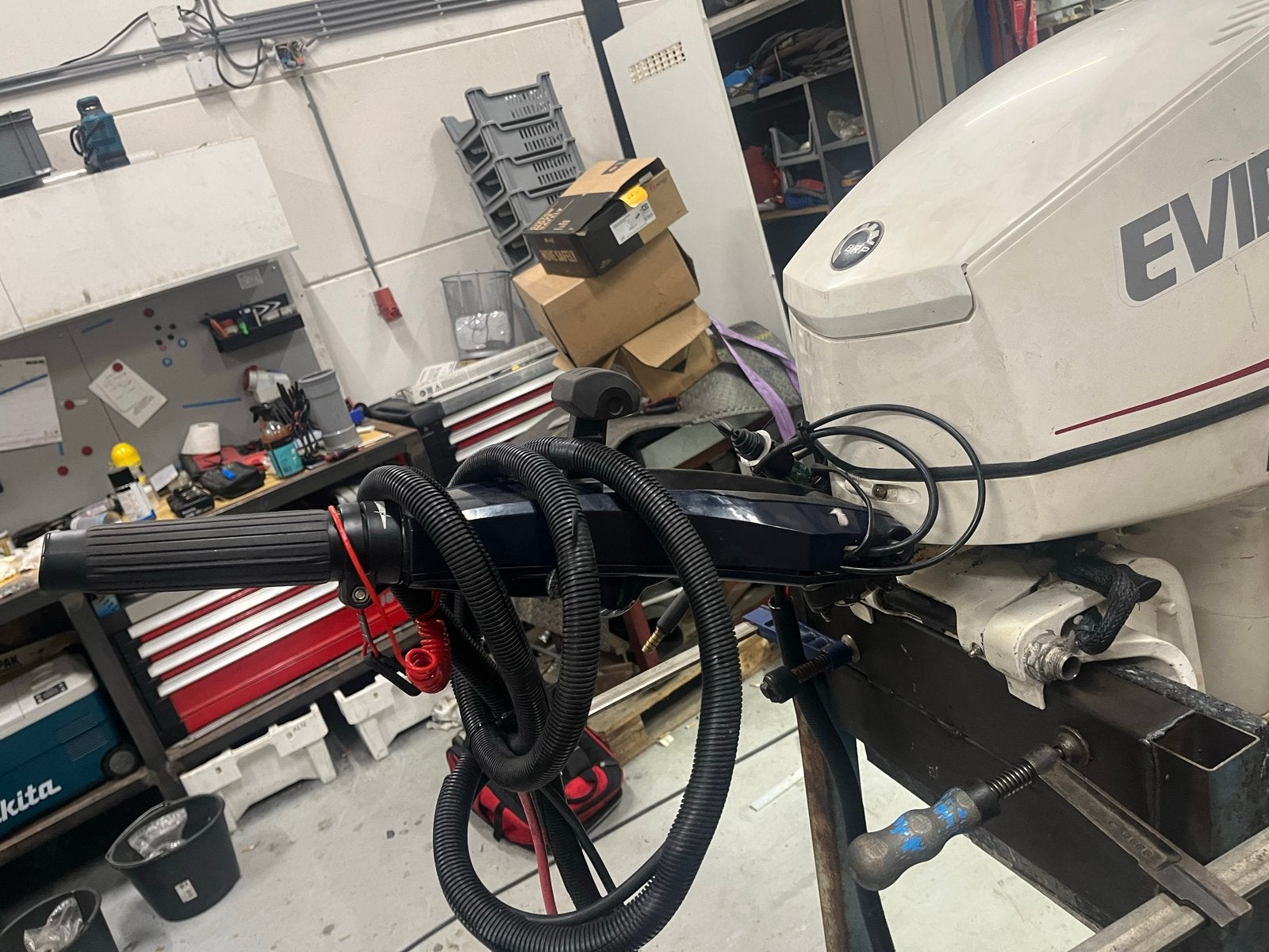 Evinrude E-TEC 40pk (opgevoerd naar 60pk), Gebruikt, Ophalen of Verzenden, 30 pk of meer, Elektrische start