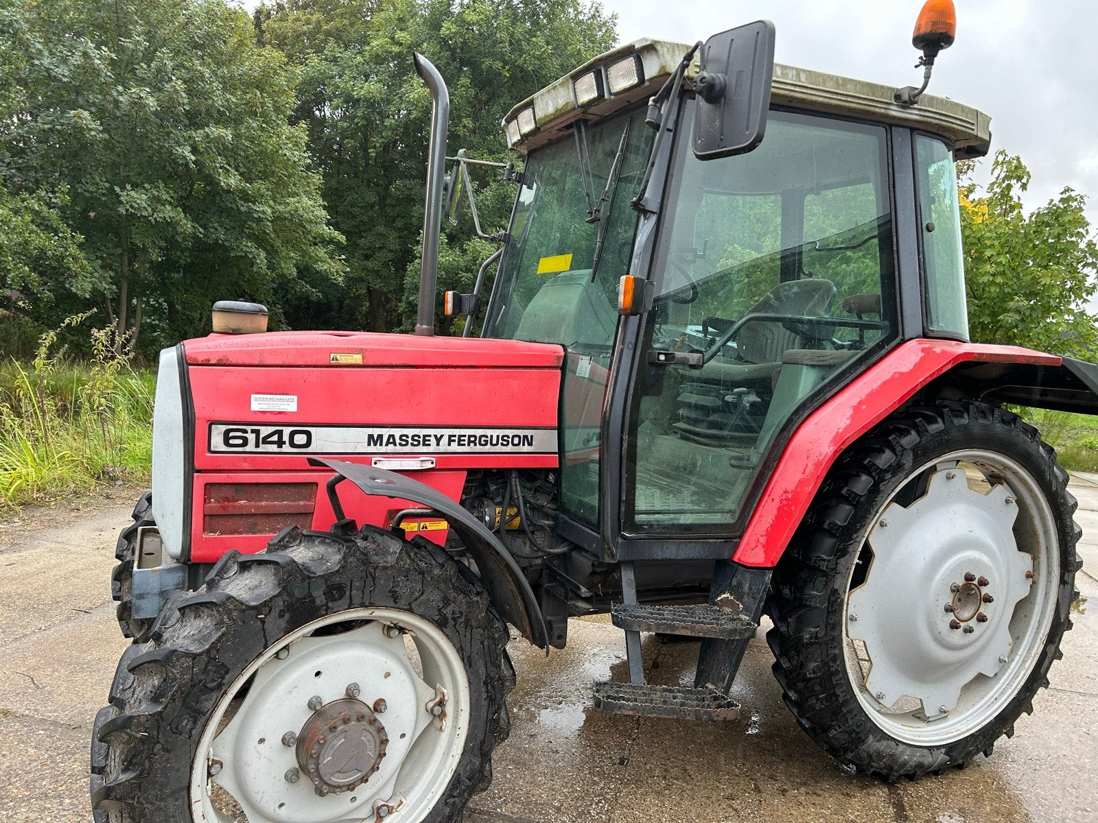 Massey Ferguson 6140 Tractor - Goed onderhouden, Zakelijke goederen, Agrarisch | Tractoren, Ophalen, 80 tot 120 Pk, Gebruikt, 5000 tot 7500