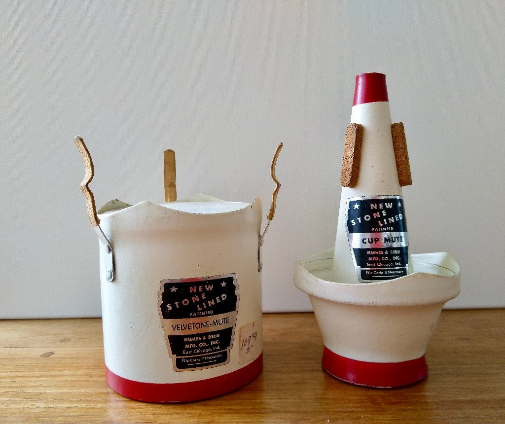 Velvetone-mute (= bucket) en Cup mute Humes & Berg, nieuw., Muziek en Instrumenten, Blaasinstrumenten | Trompetten, Ophalen of Verzenden