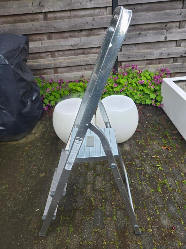 Excelsior aluminium huishoudtrap - 3 treden, Doe-het-zelf en Verbouw, Ladders en Trappen, Ophalen, Gebruikt, Trap, Opvouwbaar of Inschuifbaar