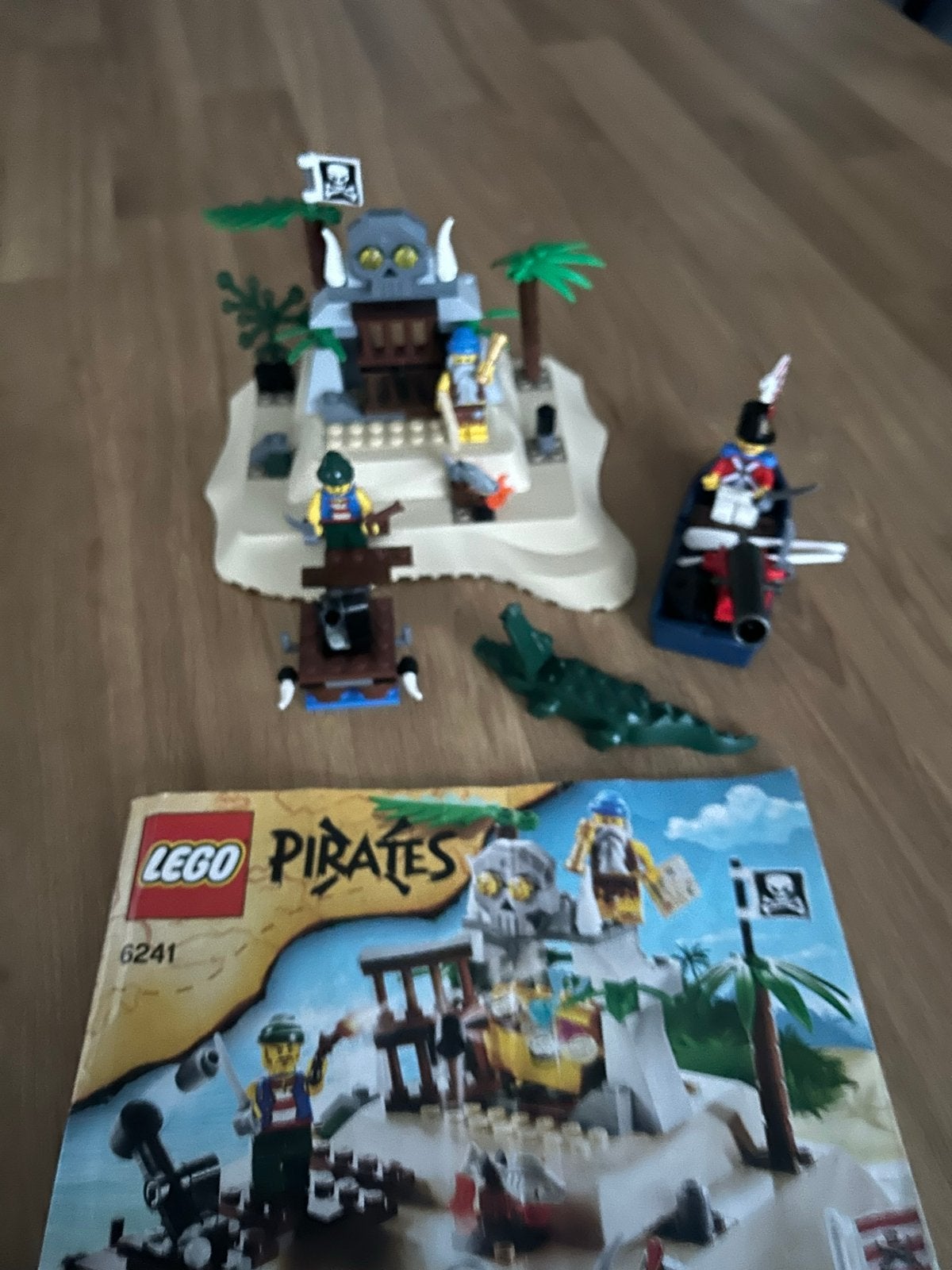 Lego Pirates 6241: Eiland van de Schatkist, Gebruikt, Lego, Compleet, Complete set