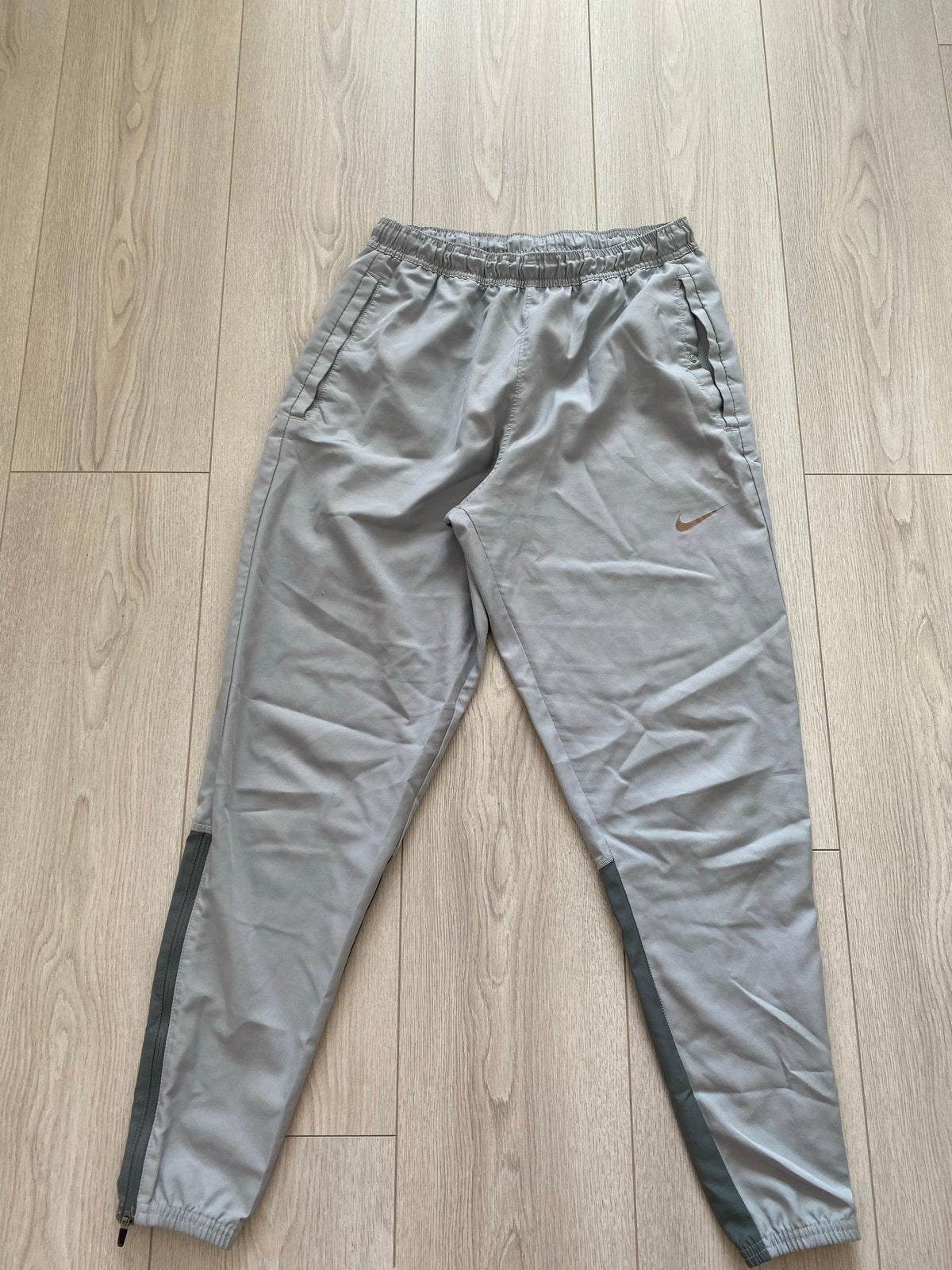 Nike trainingsbroek grijs - maat S, Maat 48/50 (M), Ophalen of Verzenden, Zo goed als nieuw, Grijs