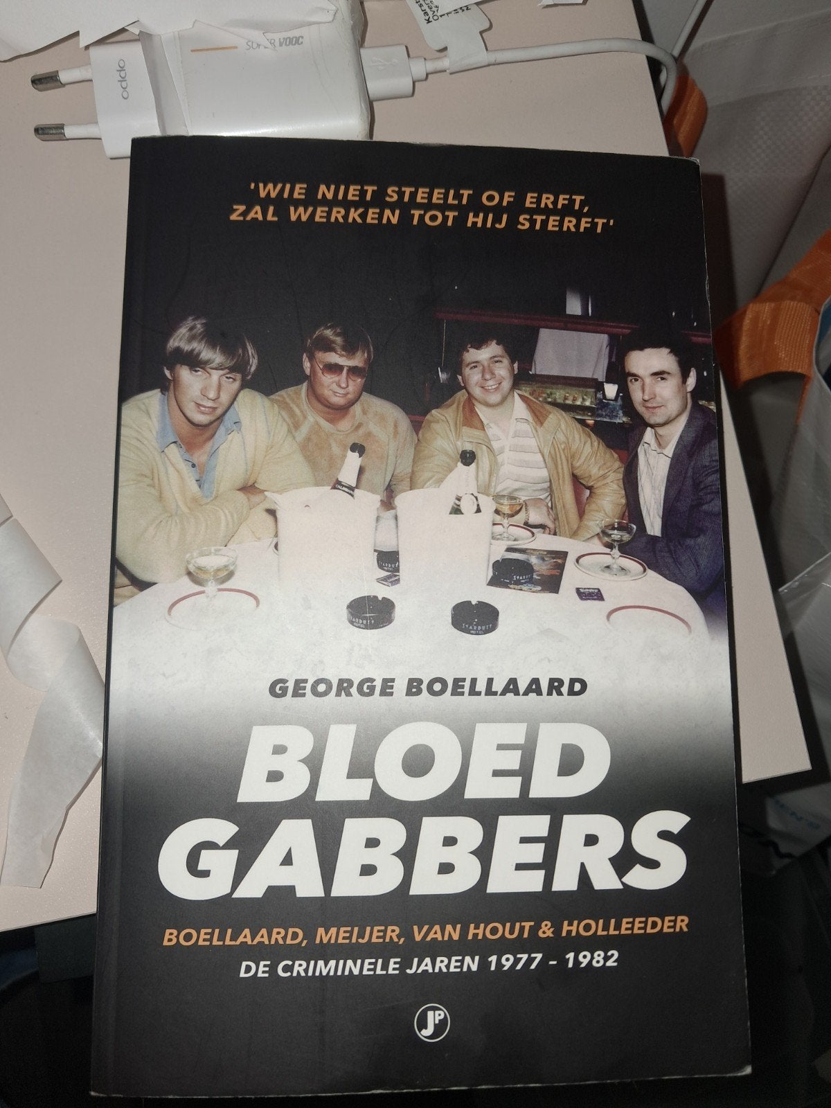 Boek: Bloedgabbbers - George Boellaard (True Crime), Ophalen of Verzenden, Gelezen