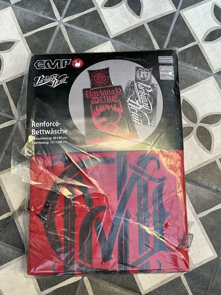 dekbedovertrek zwart/rood 1 persoons Parkway Drive, Verzamelen, Nieuw, Dekbedovertrek zwart/rood 1 persoons Parkway Drive, Ophalen of Verzenden