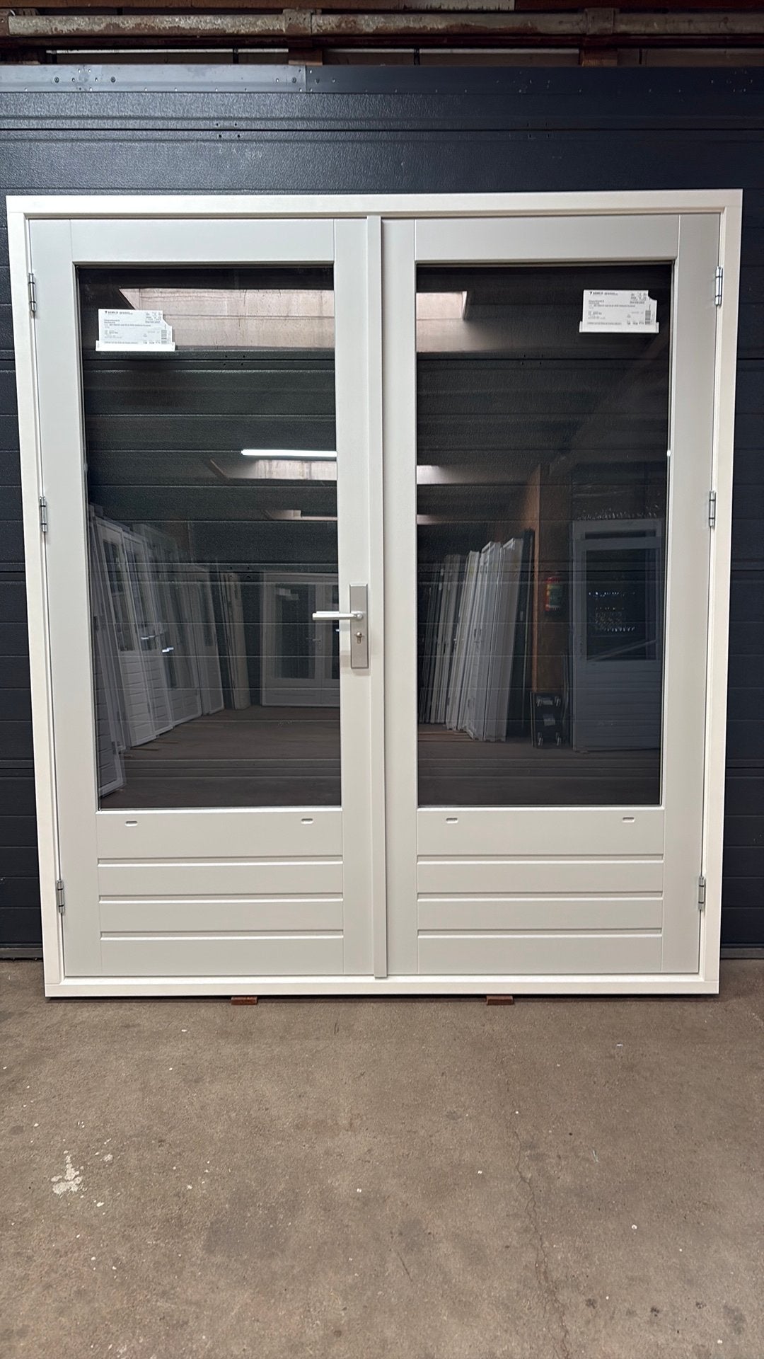 Set openslaande tuindeuren met hardhouten kozijn, Doe-het-zelf en Verbouw, Kozijnen en Schuifpuien, Deurkozijn, Zo goed als nieuw