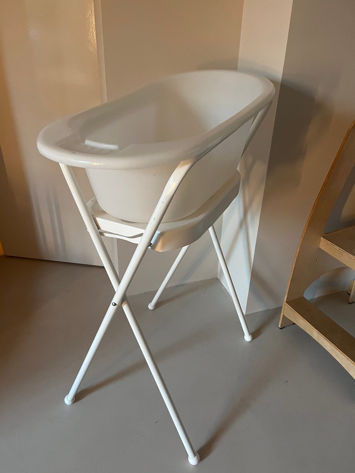 Hema baby badje op standaard, Kinderen en Baby's, Badjes en Verzorging, Ophalen, Zo goed als nieuw, Badje, Hema