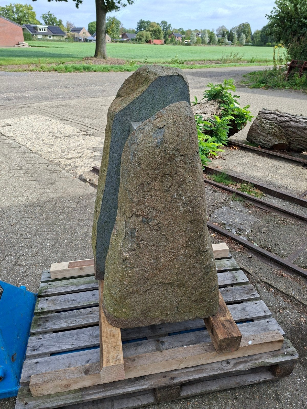 Massief natuurstenen waterornament met waterloop, Ophalen, Zo goed als nieuw, Steen, Overige typen