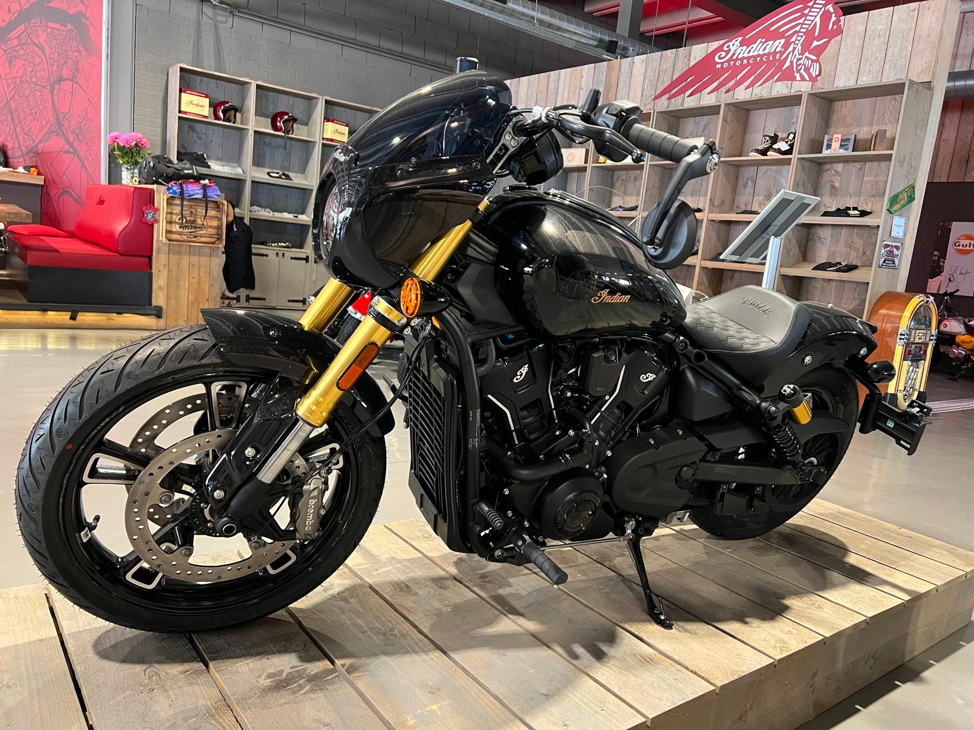 Indian Chopper SCOUT 101 2026, Motoren, ABS, Curieweg 6a
2408 BZ  Alphen aan den Rijn, NL, Chopper, Meer dan 35 kW