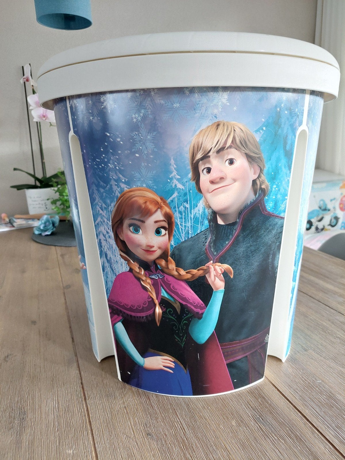 Curver Disney Frozen Anna Elsa opberg ton, Ophalen, Zo goed als nieuw, Opbergmeubel, Met deksel