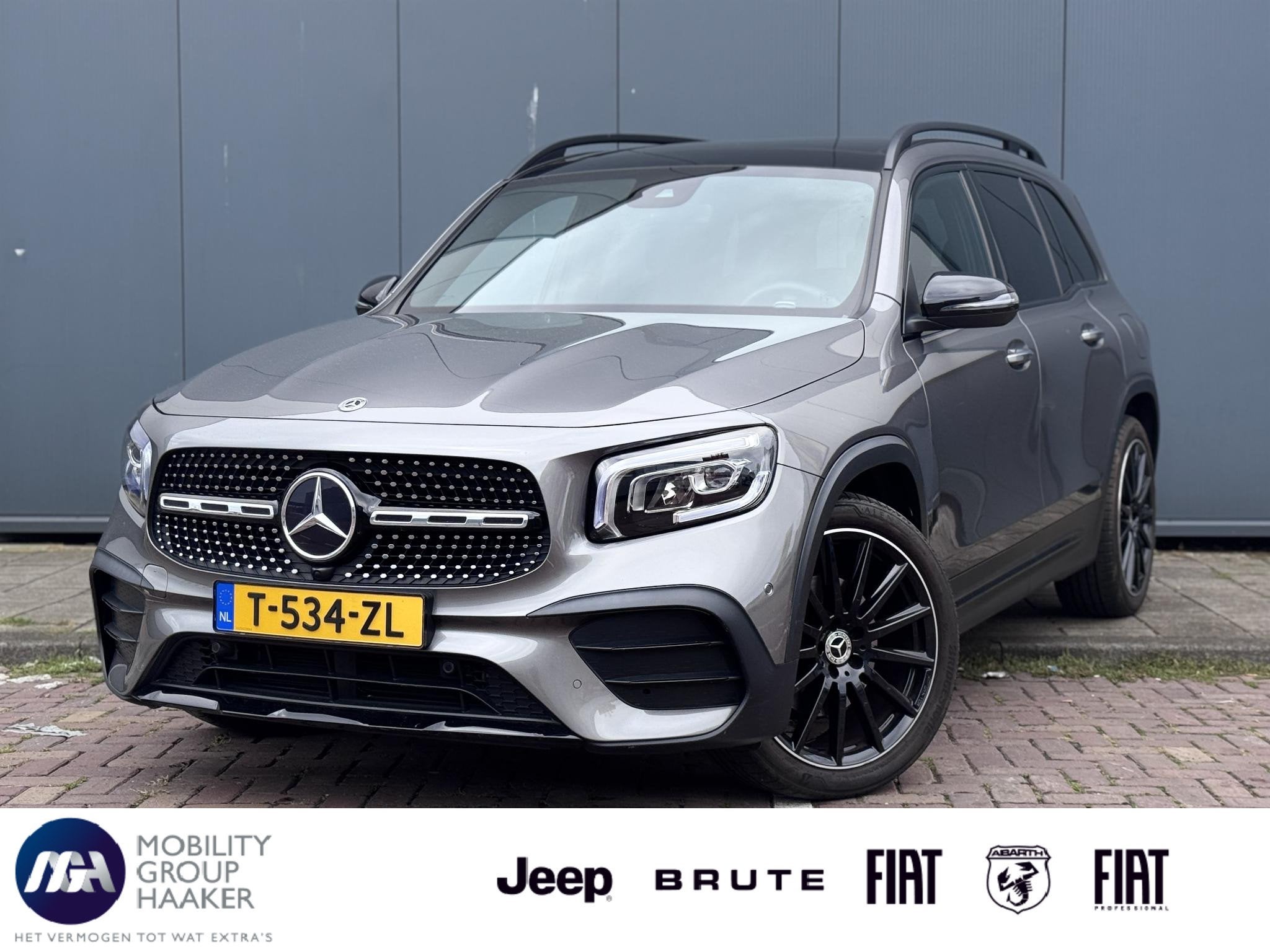 Mercedes-Benz GLB 200 AMG Line | Apple-Android | Adaptive Cr
