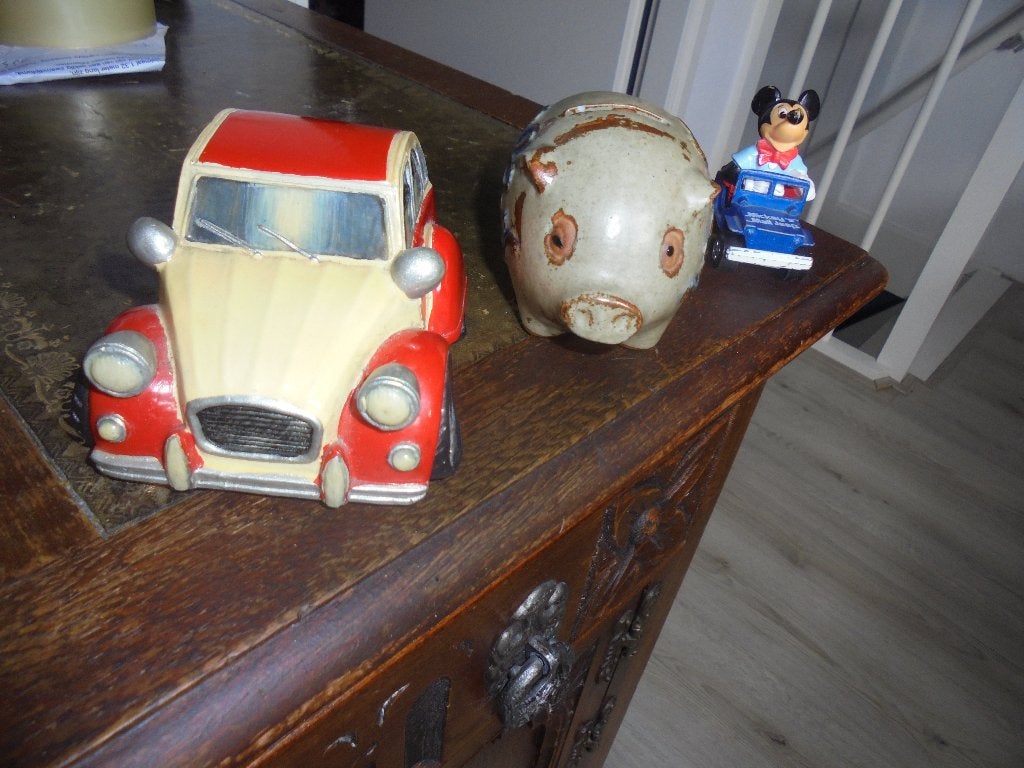 spaarpot aardewerk  auto lelijke eend  spaarvarken, Ophalen of Verzenden, Zo goed als nieuw, Steen, Aardewerk of Keramiek, Vervoermiddel